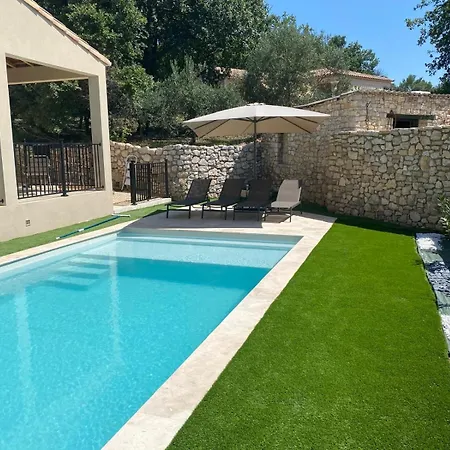 Villa Maison Malon Sud Uzes Nimes Avec Piscine Aubussargues